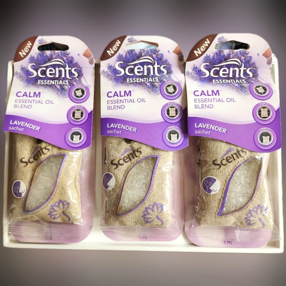 NWT 》3×《 SCENTS ESSENTIALS CALM ESSENTIAL OIL BLEND LAVENDER SACHETS! - Picture 1 of 11